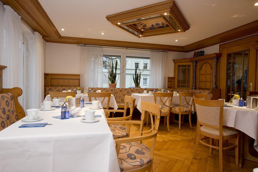Hotel Garni Promenade Weißenhorn Exteriör bild